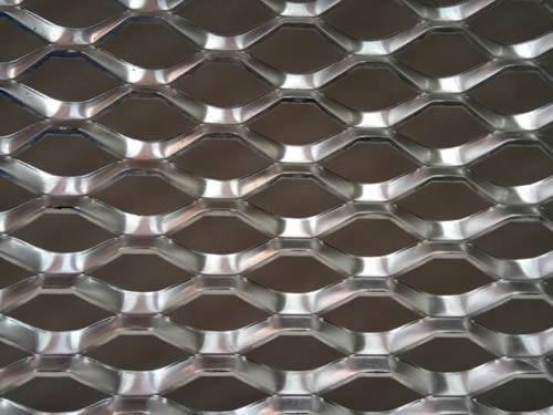  The picture shows different colors and hole shapes aluminum expanded metal facade meshes.